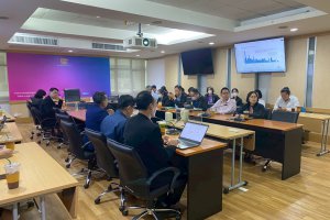 กิจกรรมเพื่อถ่ายทอดความรู้โดยบุคลากรภายนอก เรื่อง “มองไกล – คิดรุก วิเคราะห์สถานการณ์โลกและภูมิภาคเพื่อโอกาสและการรับมือความเสี่ยงอุตสาหกรรมไทย”