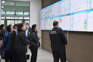 กิจกรรมการเรียนรู้ศูนย์ปฏิบัติการน้ำอัจฉริยะและ นวัตกรรมด้านการบริหารจัดการองค์กร กรมชลประทาน